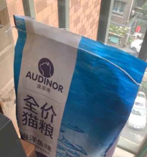 流浪猫适合哪种猫粮?